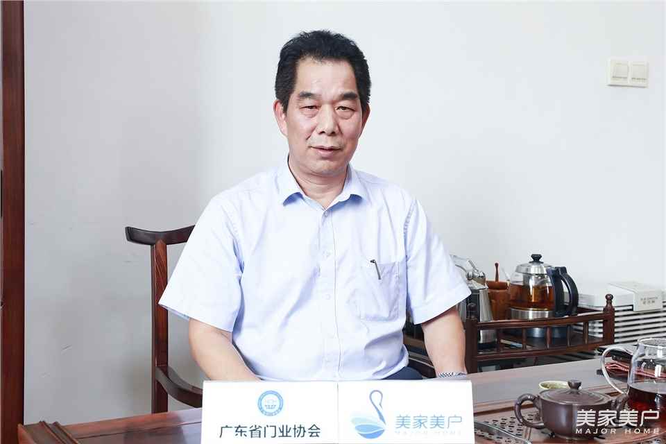 人物專訪|嘉多彩粉末涂料董事長李亮堅：做好品質，是對門窗企業最大的賦能